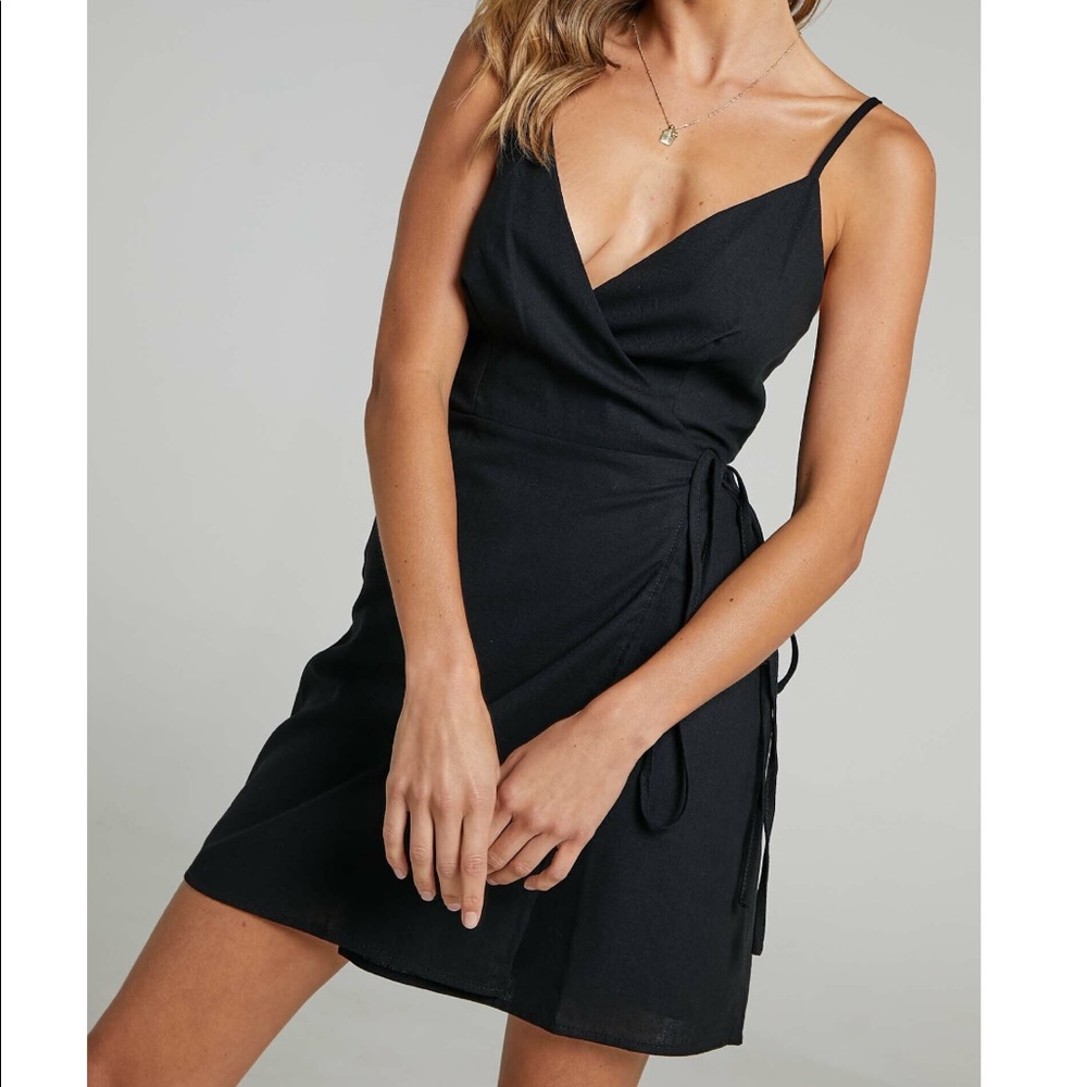 NWT - Showpo Whisper It dress in black linen look - Size 4 (S)